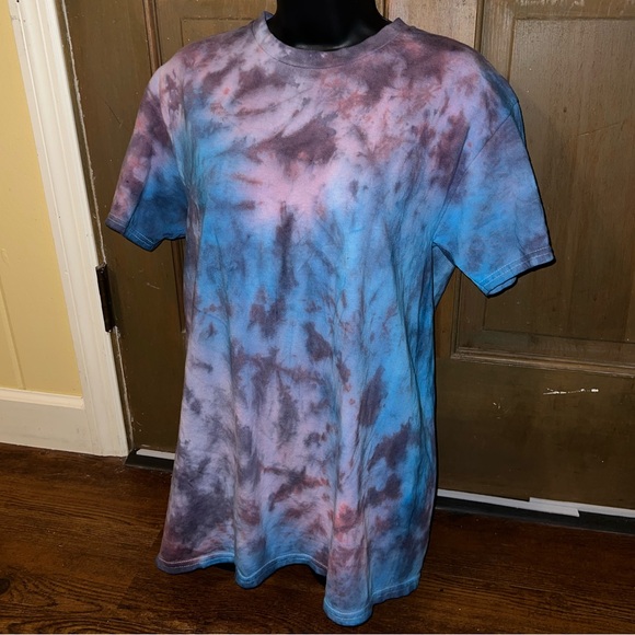 Gildan Blue Purple Custom Tie-Dye Retro Cosmic Short Sleeve Cotton Shirt Size M - Picture 5 of 7